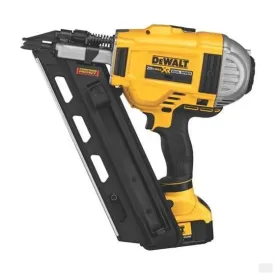 Dewalt 20V MAX* Cordless 30° Paper Collated Framing Nailer Kit [DCN692M1]