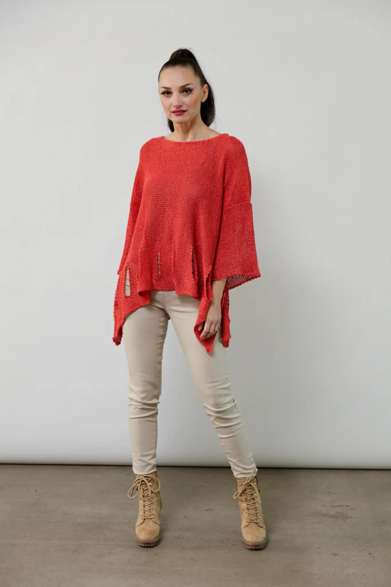 Holly molly light weight pullover