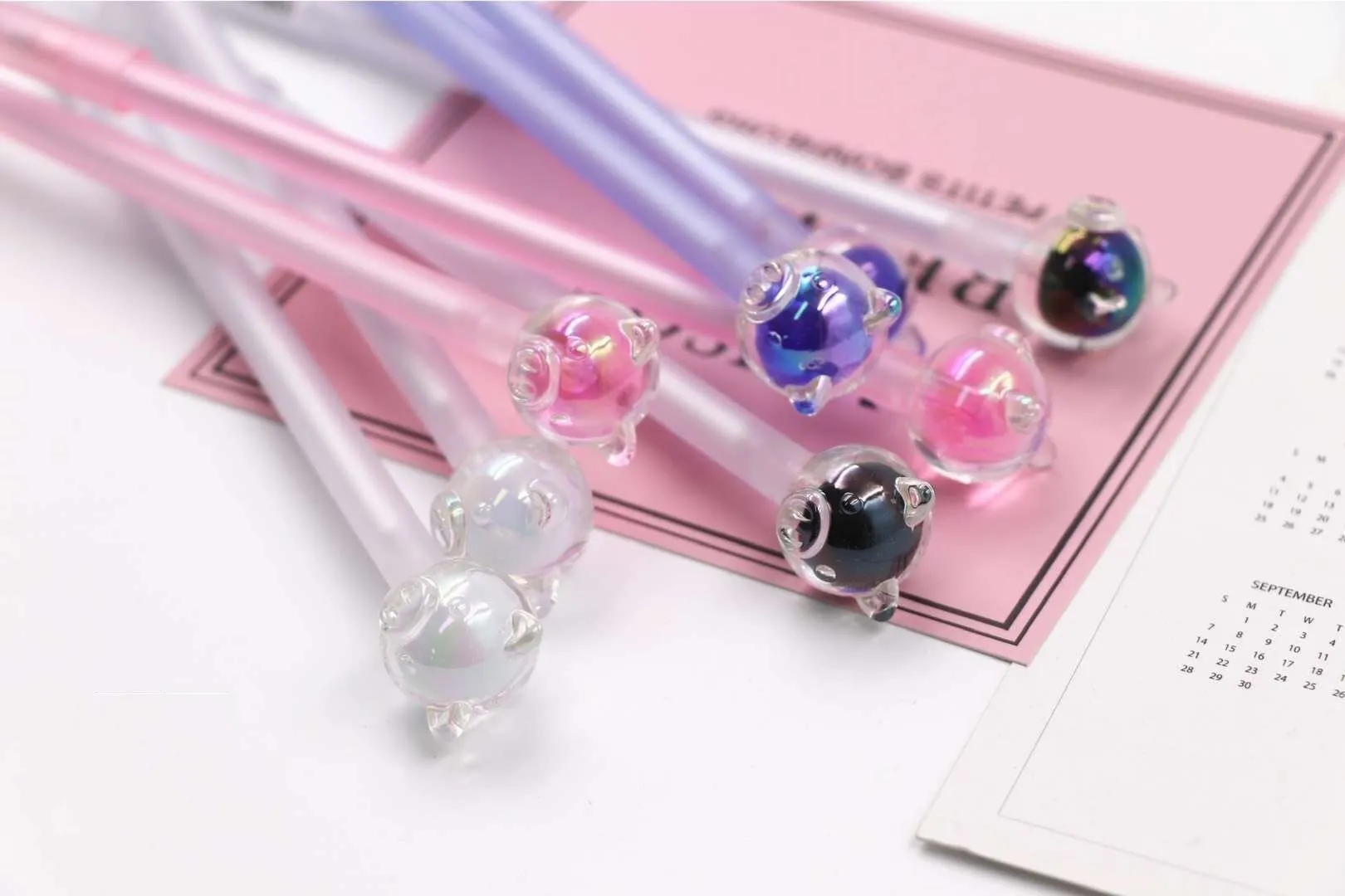 X 222841 CRYSTAL PIGGY GEL PEN-DISCONTINUED